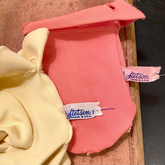 Gloves ~ Vintage ~ 2 Pair ~ Stetson ~ Women’s ~ Coral Pink & Light Yellow ~ GVC - Picture 2 of 9